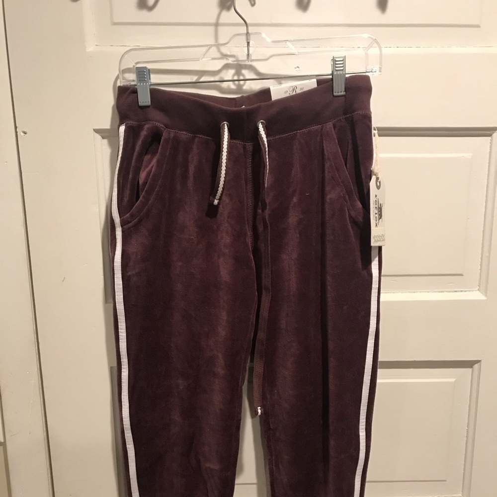 Women’s sweatpants